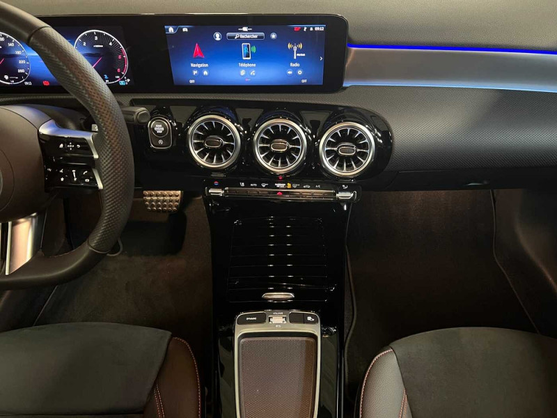 Occasion MERCEDES-BENZ Classe A A 200 d AMG Line 2024 Blanc 36890 € à Arlon