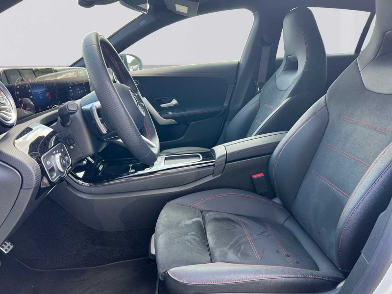 Occasion MERCEDES-BENZ CLA 200 Shooting Brake CLA 200 Shooting Brake AMG Line 2024 Argent 38890 € à Arlon