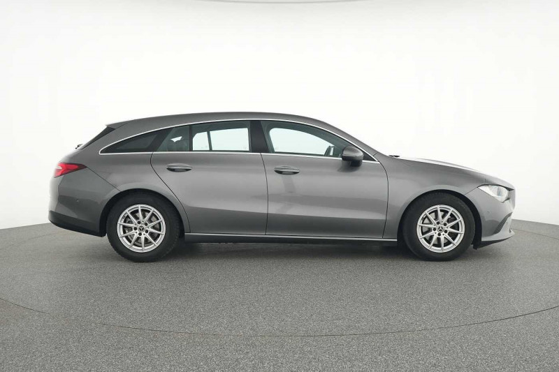 Occasion MERCEDES-BENZ CLA CLA 180 d Shooting Brake 2022 Gris 25390 € à Arlon