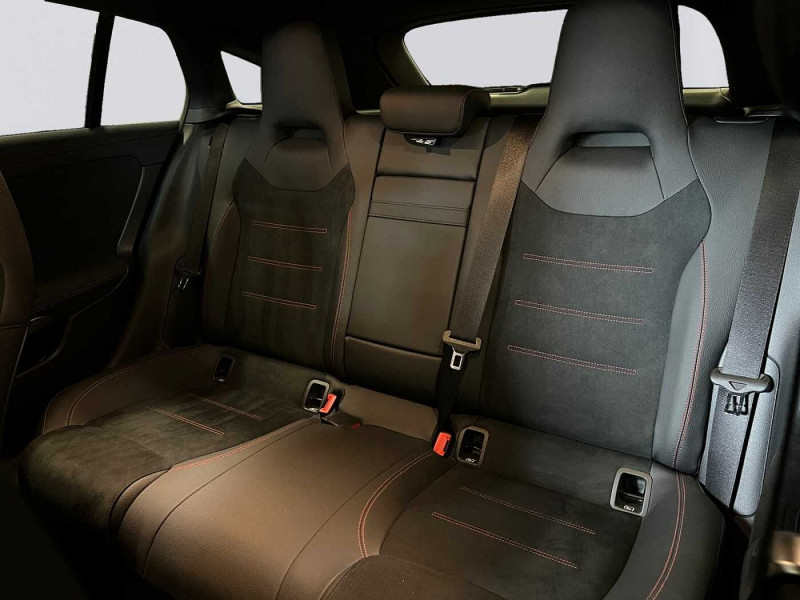 Occasion MERCEDES-BENZ CLA CLA 250 e Shooting Brake AMG Line 2024 Gris 38390 € à Arlon