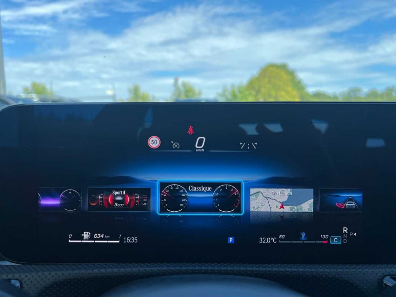 Occasion MERCEDES-BENZ CLA CLA 200 d Coupé AMG Line 2024 Gris 39390 € à Arlon