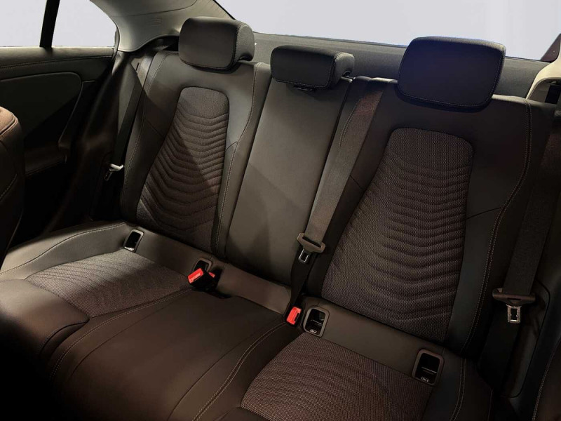 Occasion MERCEDES-BENZ CLA CLA 180 Coupé Progressive 2024 Noir 31890 € à Arlon