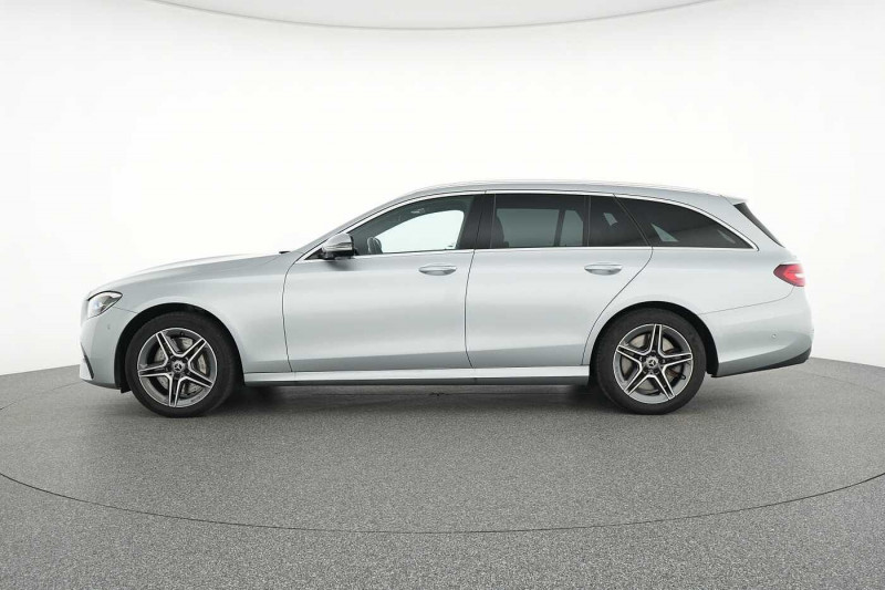 Occasion MERCEDES-BENZ E 300 E 300 de 4MATIC Break AMG Line 2022 Argent 44900 € à Beyne-Heusay