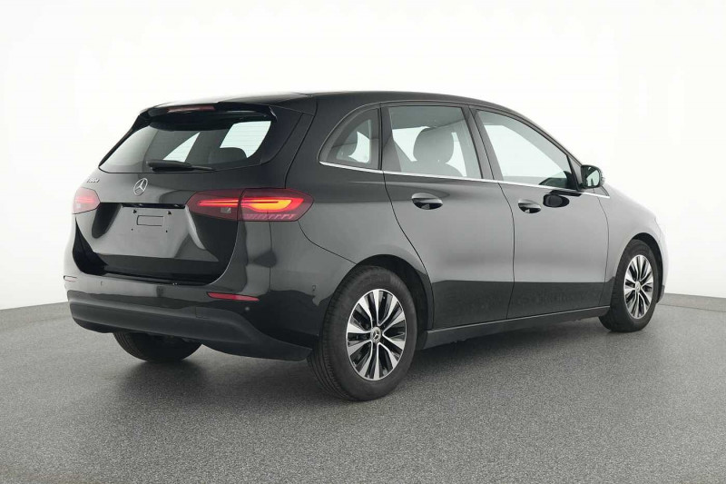 Occasion MERCEDES-BENZ Classe B B 180 d 2023 Noir 27890 € à Beyne-Heusay