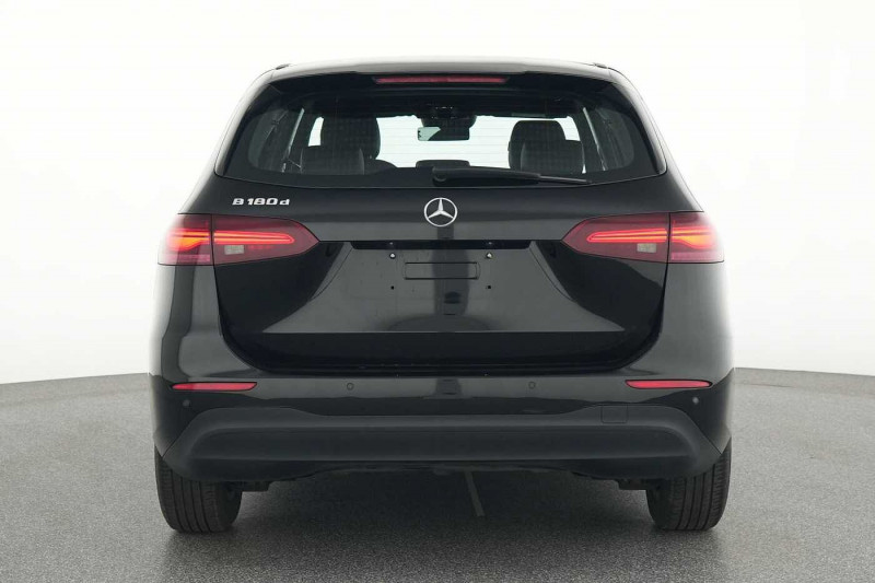 Occasion MERCEDES-BENZ Classe B B 180 d 2023 Noir 27890 € à Beyne-Heusay