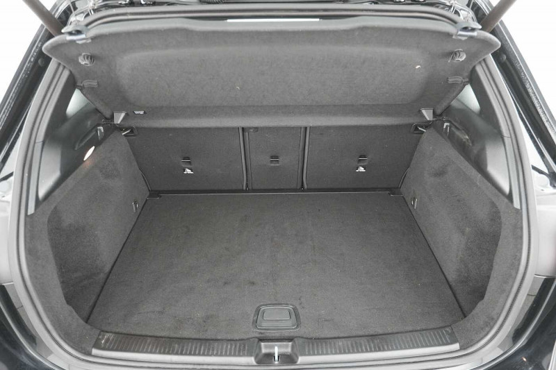 Occasion MERCEDES-BENZ Classe B B 180 d 2023 Noir 27890 € à Beyne-Heusay