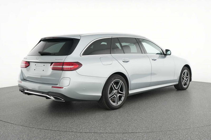 Occasion MERCEDES-BENZ E 300 E 300 de 4MATIC Break AMG Line 2022 Argent 44900 € à Beyne-Heusay