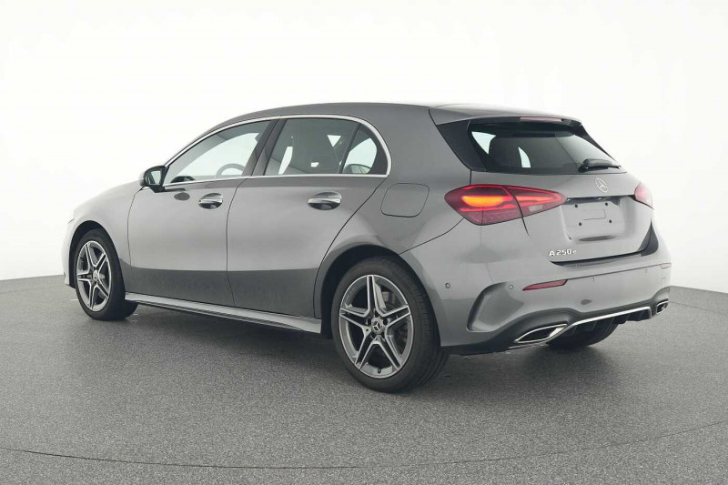 Occasion MERCEDES-BENZ A 250 A 250 e AMG Line 2023 Gris 33890 € à Beyne-Heusay