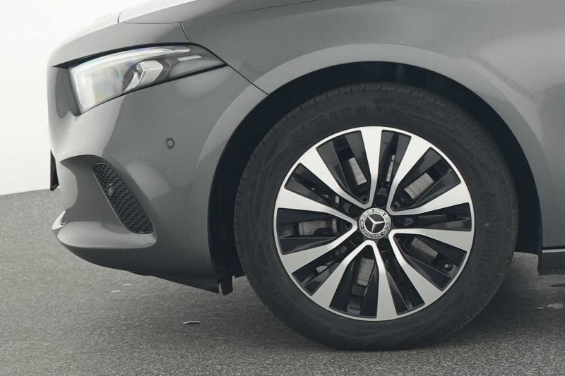 Occasion MERCEDES-BENZ A 250 A 250 e 2022 Gris 26890 € à Beyne-Heusay