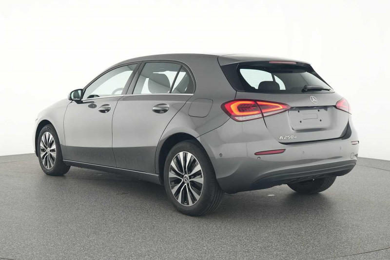 Occasion MERCEDES-BENZ A 250 A 250 e 2022 Gris 26890 € à Beyne-Heusay