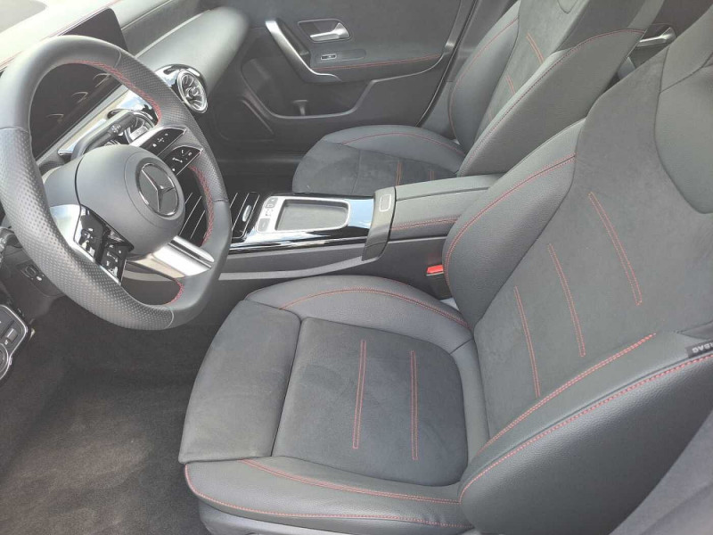 Used MERCEDES-BENZ CLA CLA 200 d Shooting Brake AMG Line 2024 Blanc € 36890 in Beyne-Heusay