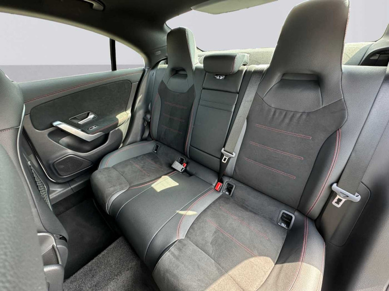 Used MERCEDES-BENZ CLA CLA 200 d Coupé AMG Line 2024 Blanc € 38890 in Beyne-Heusay