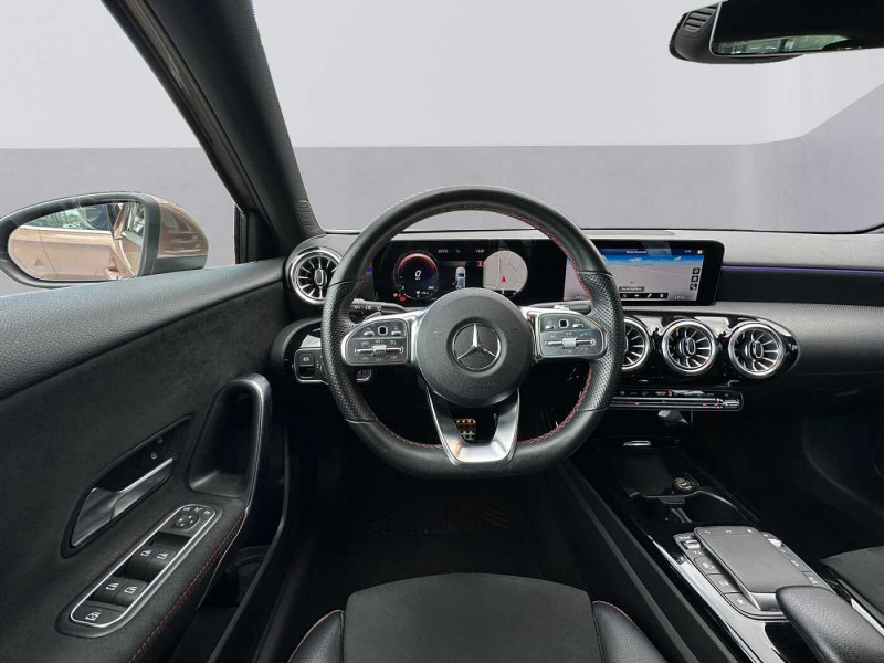 Occasion MERCEDES-BENZ Classe A A 180 d AMG Line 2021 Doré 22890 € à Beyne-Heusay