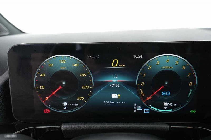 Occasion MERCEDES-BENZ GLA 250 GLA 250 e AMG Line 2023 Gris 40890 € à Beyne-Heusay