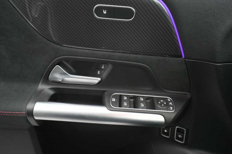 Occasion MERCEDES-BENZ GLA 250 GLA 250 e AMG Line 2023 Gris 40890 € à Beyne-Heusay