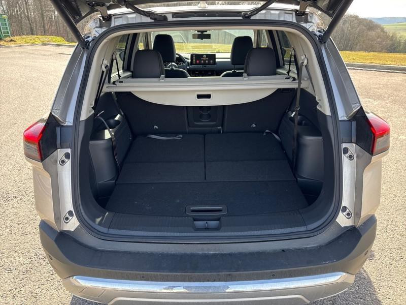 Occasion NISSAN X-Trail e-POWER TEKNA 4WD 7 Places 2024 CHAMPAGNE 43290 € à Diekirch