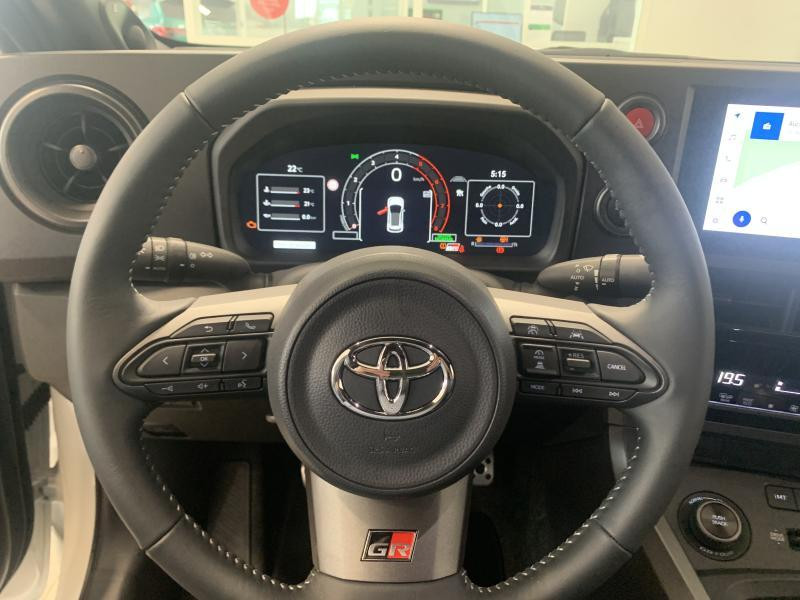 Occasion TOYOTA Yaris 1.6 GR4 2025 WHITE 49900 € à Diekirch