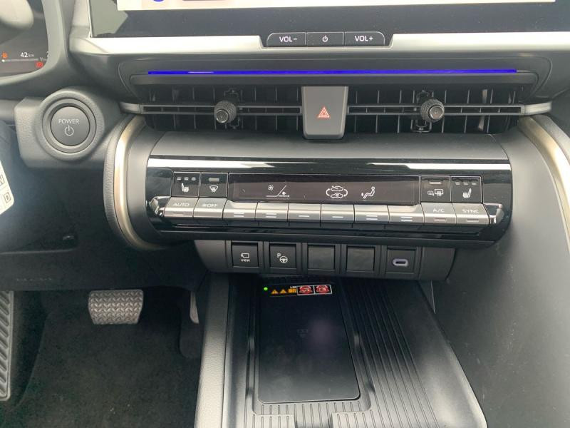 Used TOYOTA C-HR 1800 PREMIUM  GREY € 46704 in Diekirch