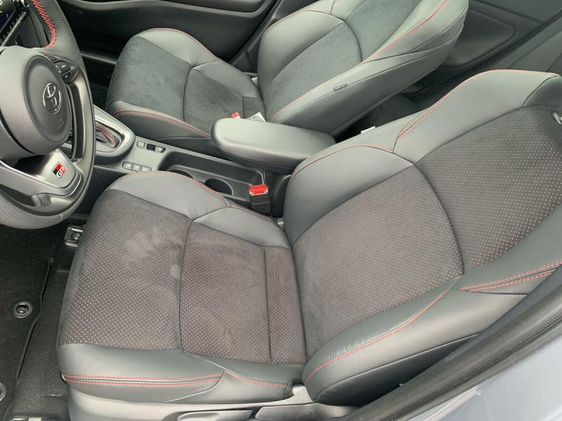 Occasion TOYOTA Yaris 1500 Cross Design GR Sport  GREY 41170 € à Diekirch