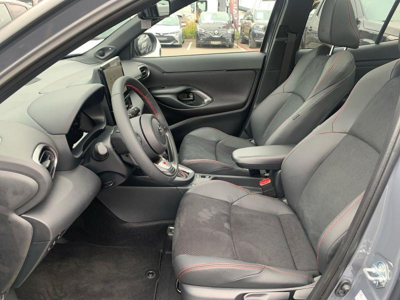 Occasion TOYOTA Yaris 1500 Cross Design GR Sport  GREY 41170 € à Diekirch