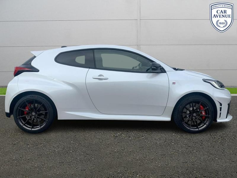 Occasion TOYOTA Yaris 1600 IV GR  WHITE 54385 € à Diekirch