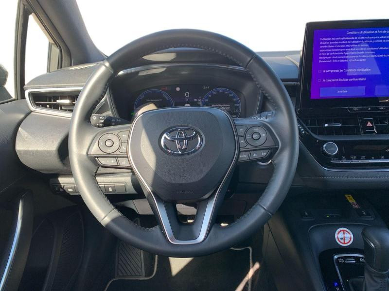 Used TOYOTA Corolla 1800 TS DYNAMIC BUSINESS PACK+NAVI 2024 BRONZE € 28990 in Diekirch