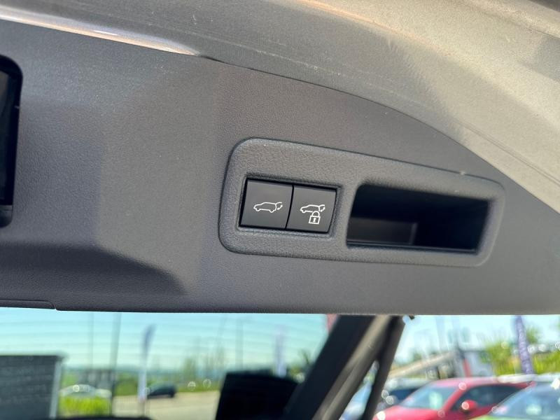 Used TOYOTA bZ4X EV 2WD AT Style 2023 GREY € 39990 in Diekirch