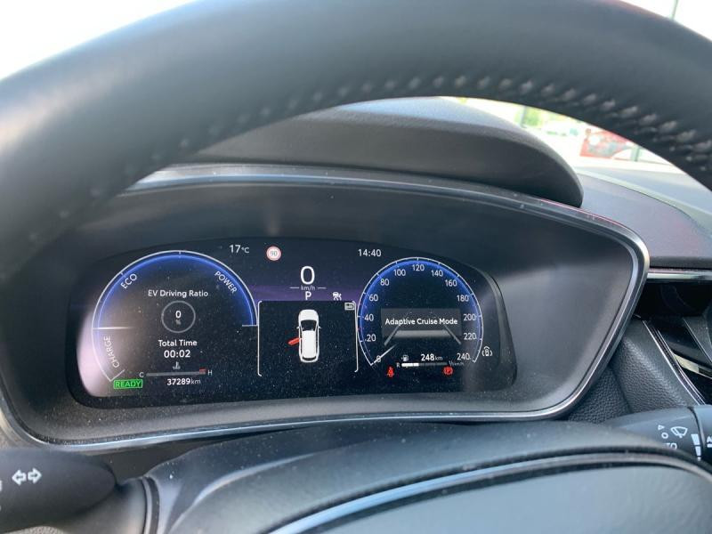 Occasion TOYOTA Corolla 1800 TS Dynamic Business Pack+Navi 2024 GREY 26990 € à Diekirch