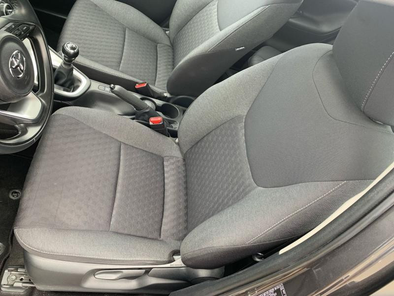 Occasion TOYOTA Yaris 1.5 ESSENCE DYNAMIC 2021 ANTHRACITE 13990 € à Diekirch
